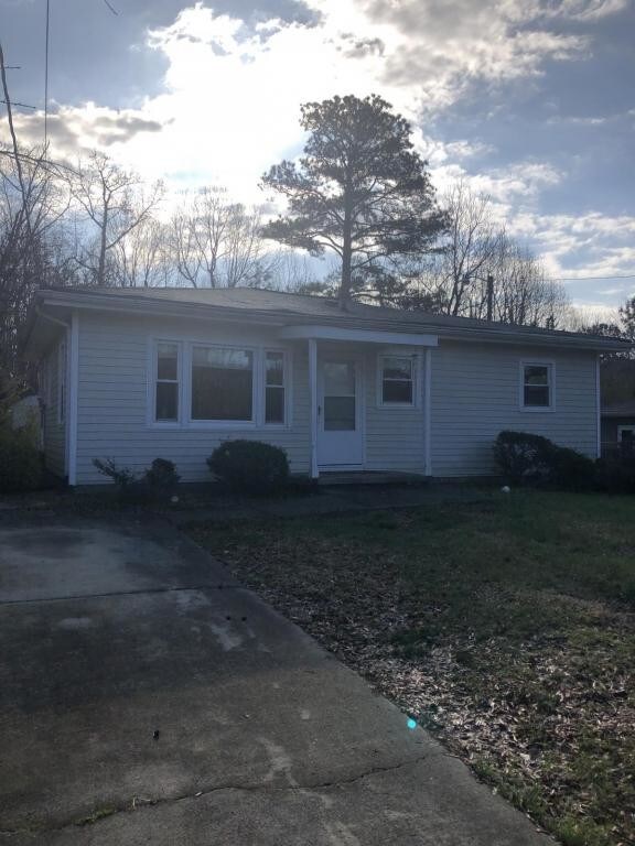 Primary Photo - 2521 Kirby St
