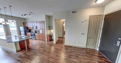 Building Photo - 3333 Weslayan St Building Photo - 3333 Weslayan St