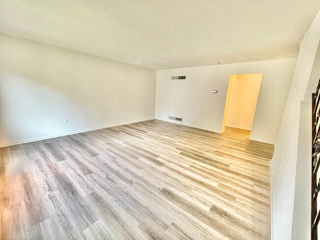 Bedroom - 120 Covington Dr