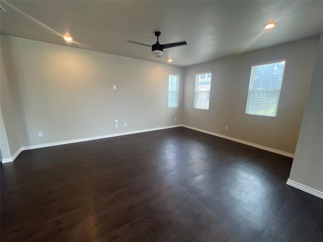Foto del edificio - 1804 Laurel Ln