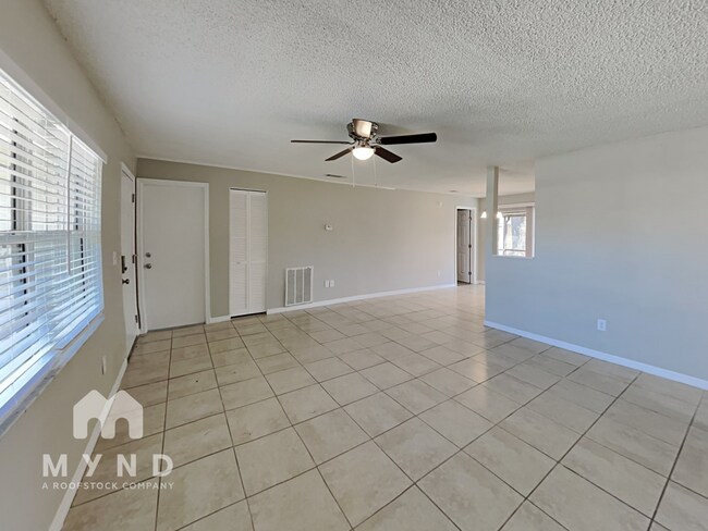 Foto del edificio - 1065 Bridlewood Way
