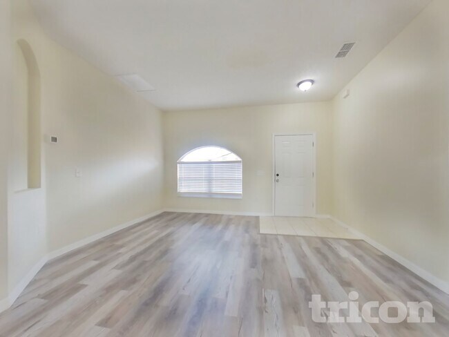 Foto del edificio - 229 Beckenham Dr