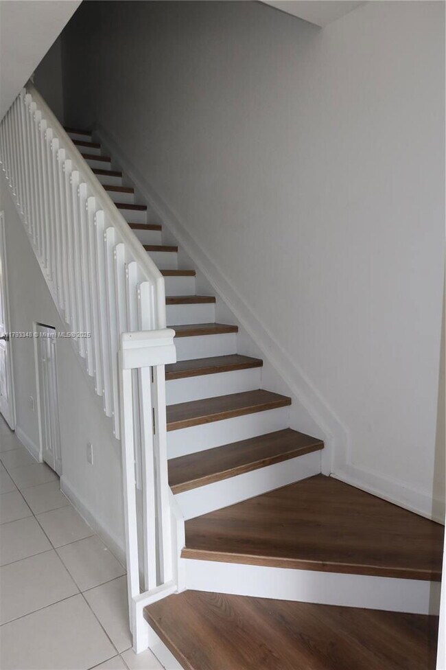 Photo - 18240 SW 148th Rd House