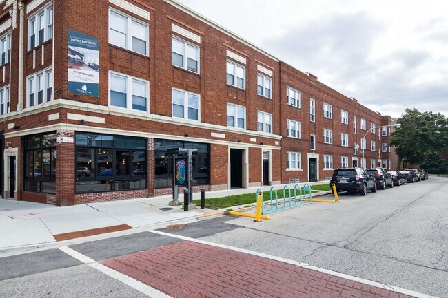 Foto del edificio - 4907 W Cuyler Ave