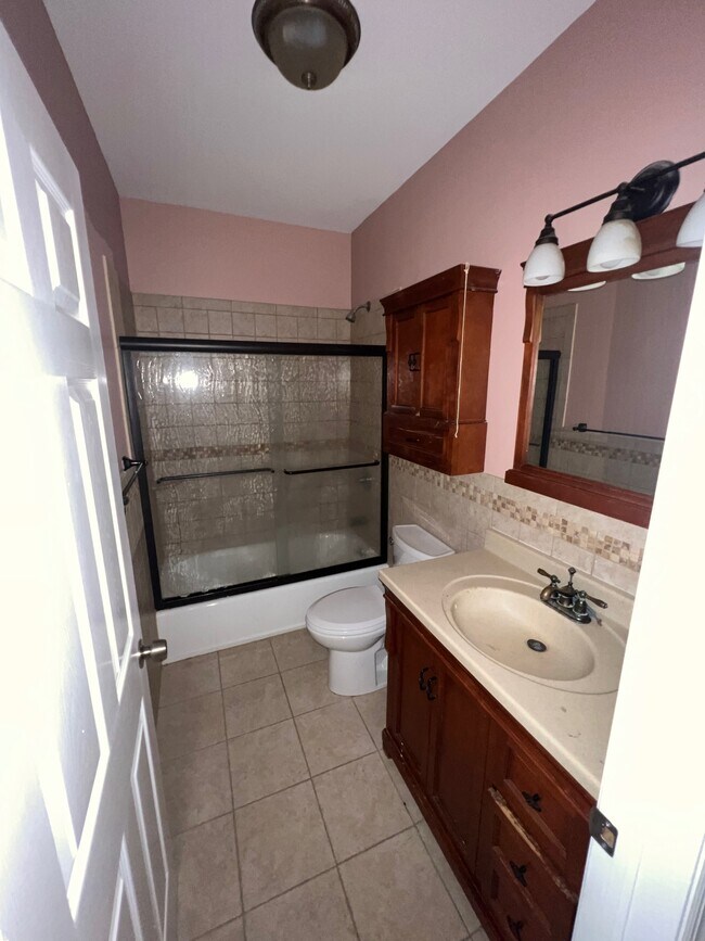 Photo - 28 Central Ave (Newark, NJ) Townhome