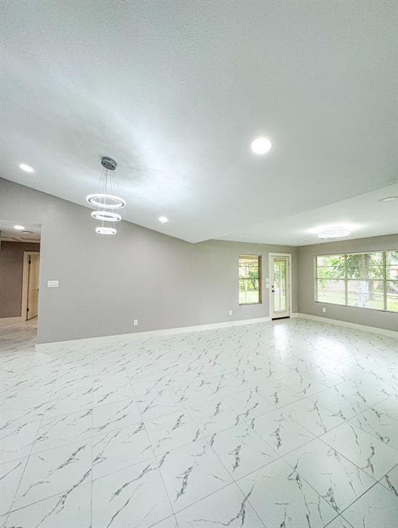 Building Photo - 17903 Wild Oak Dr