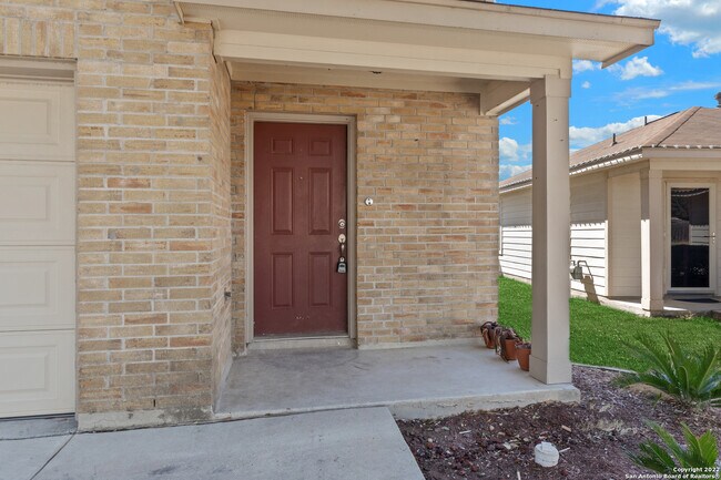 Foto del edificio - 5519 Red Canyon