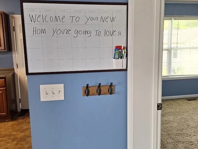 Foto del edificio - 7409 Furness Way