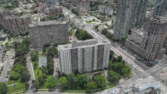  - The Elmwoods