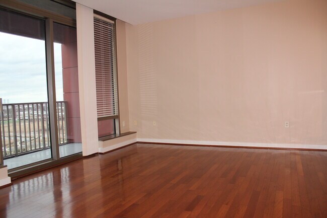 Building Photo - 105 Christina Landing Dr