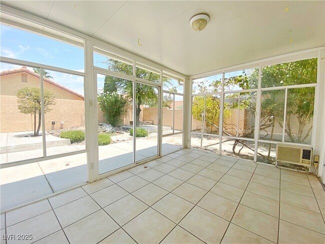 Building Photo - 8316 Cove Landing Ave