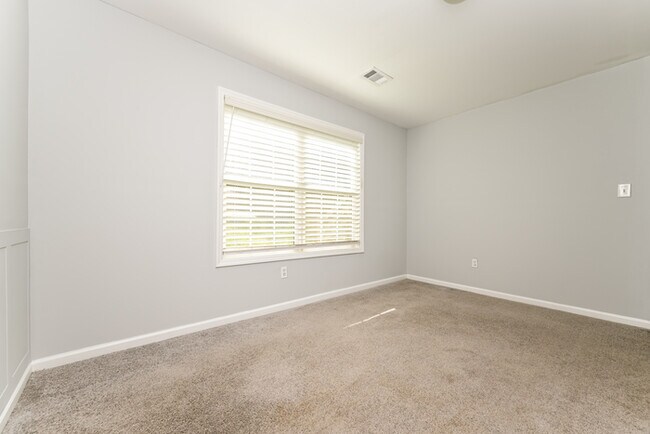 Foto del edificio - Fantastic 4bd/2ba home! Let yourself in!