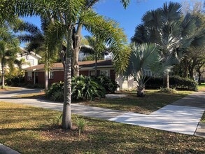 Building Photo - 902 S Bruce St