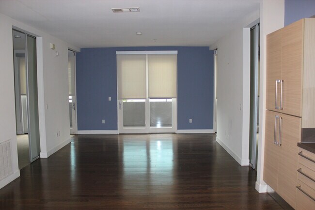 Building Photo - 1234 Wilshire Blvd
