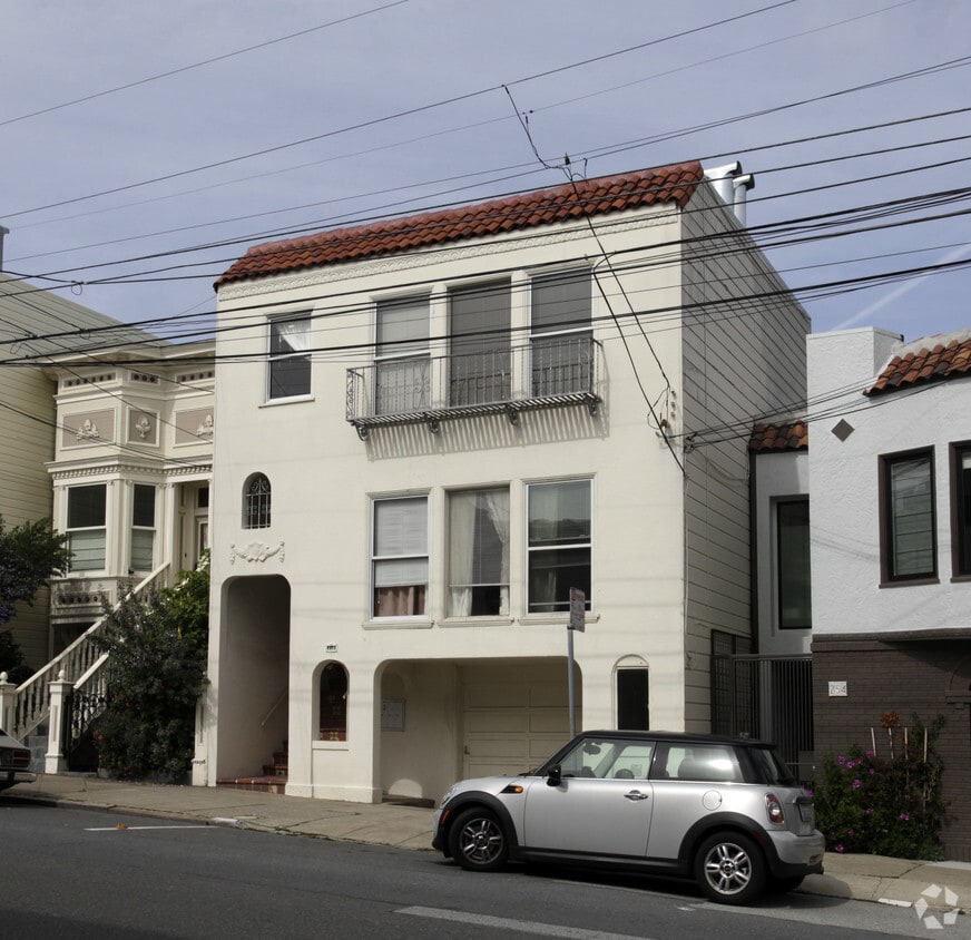 Building Photo - 258-260 Valley St