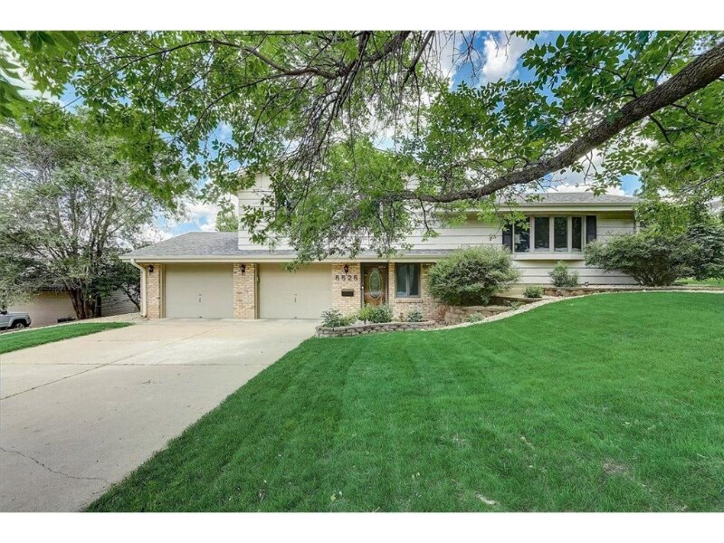 8525 Zenith Rd, Bloomington, MN 55431 House Rental in Bloomington, MN