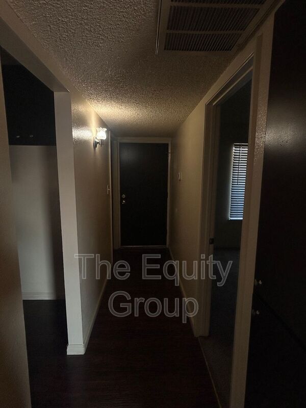 Foto del edificio - 3545 W Campus Ave.