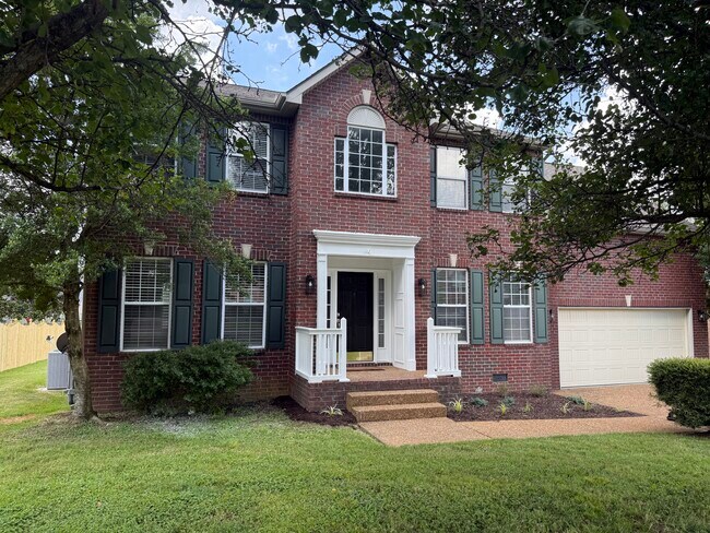 Photo - 118 Grove Ln S House