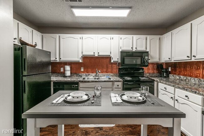 Building Photo - 1 br, 1 bath Condo - 6610 Willow Pointe NW...