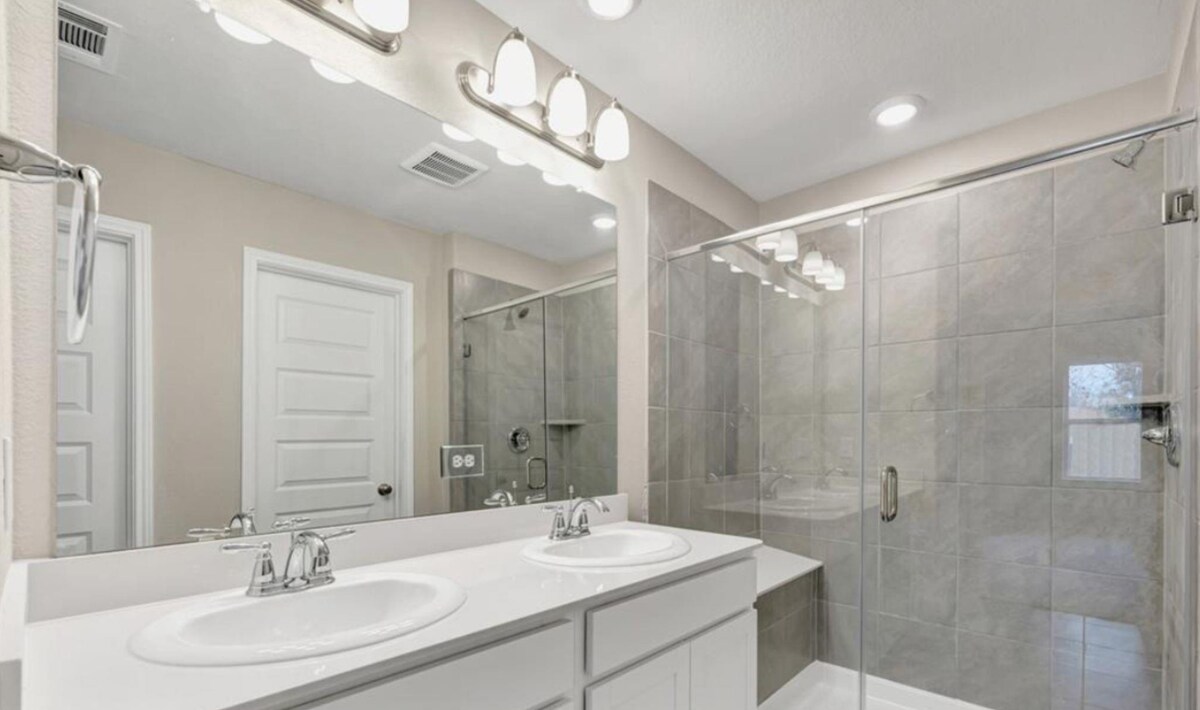 Foto del edificio - 7155 Blue Oak Dr