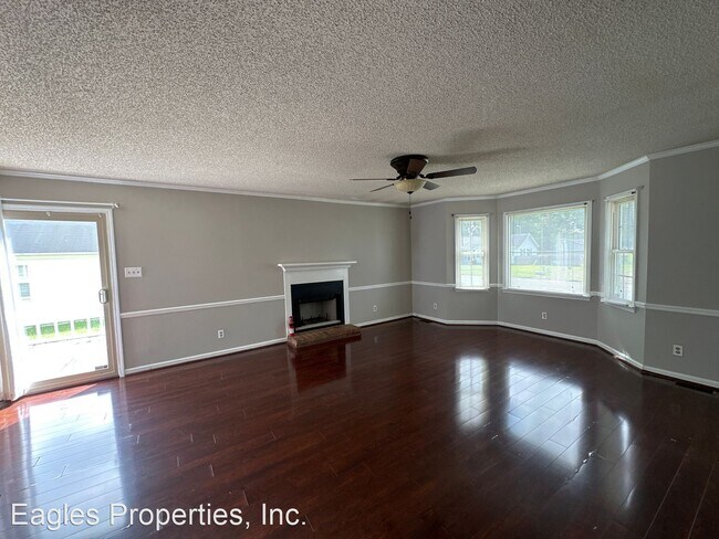 Building Photo - 3 br, 2 bath House - 1103 Berry Street