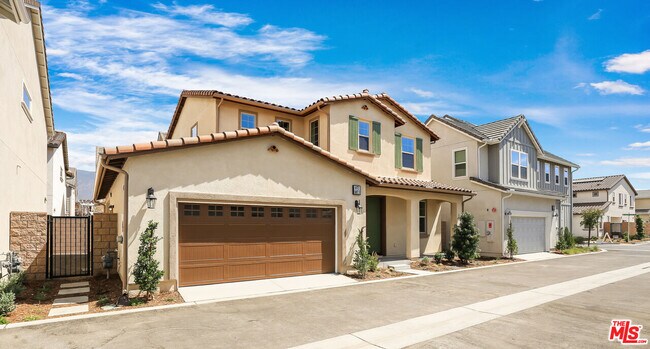 Building Photo - 6972 Calla Lily Dr