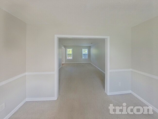 Building Photo - 1916 Hillspring Lane Lithonia GA