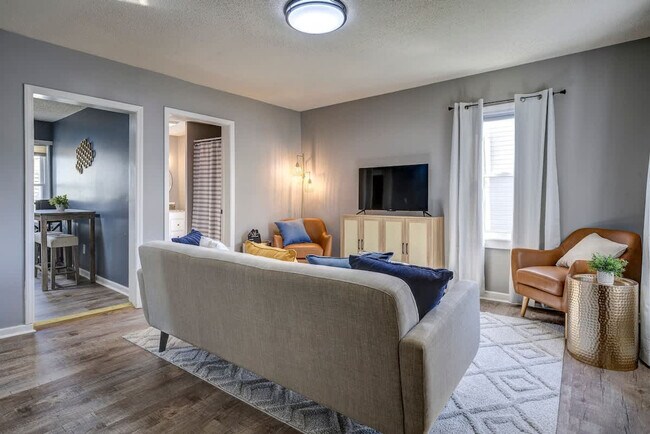 Building Photo - 220 Highland Ave