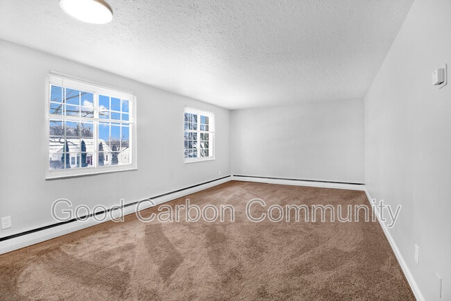 Foto del edificio - 309 Beattie Ave