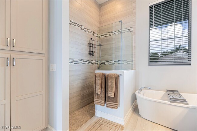 Foto del edificio - 14617 Regatta Ln