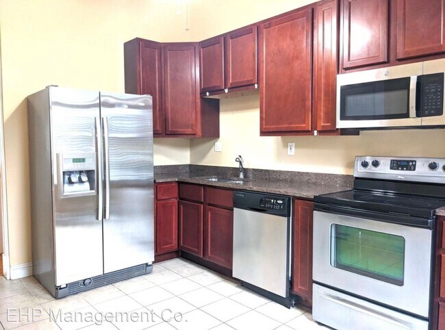 Foto del edificio - 2 br, 1.5 bath House - 2626 Caroline Avenue
