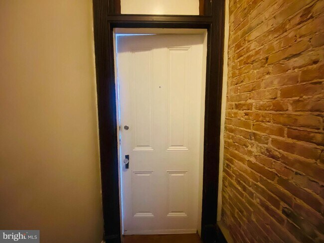 Foto del edificio - 1219 W Lafayette Ave