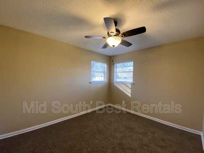 Foto del edificio - 1407 Mill Rd