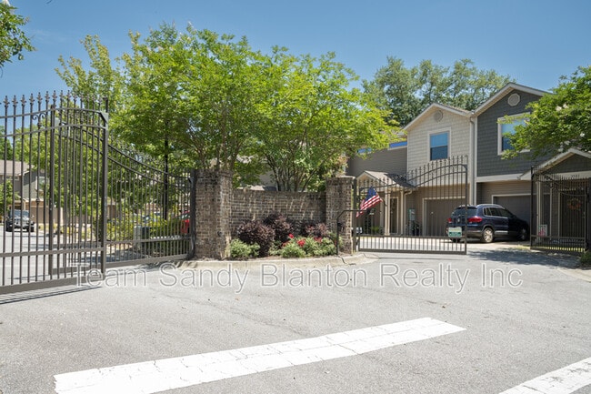 Building Photo - 3508 Mossy Oak Villas Cir