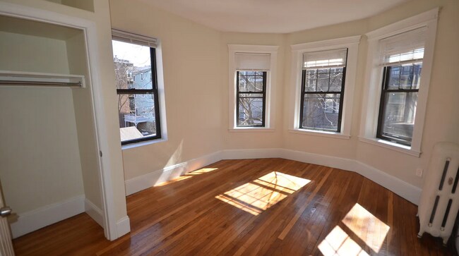 Building Photo - 1412 Commonwealth Ave