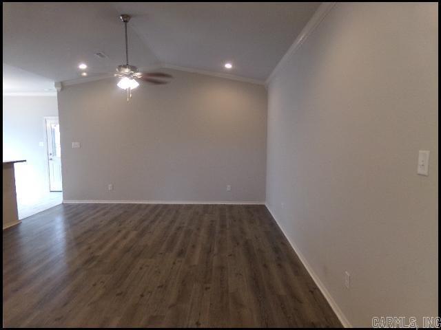 Building Photo - 6484 Amalie Dr