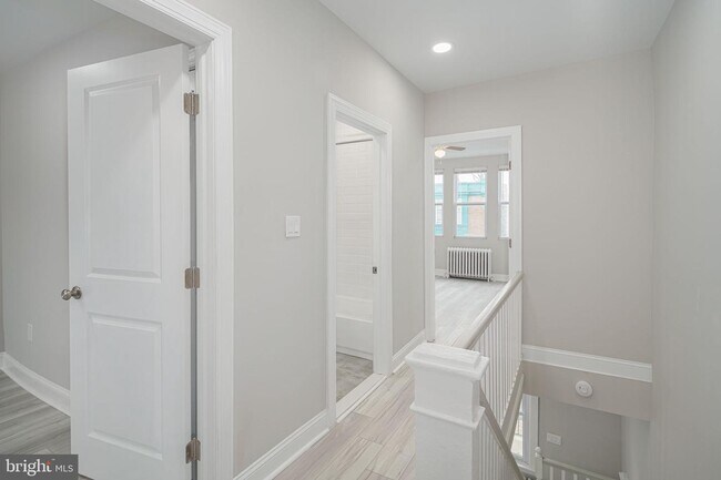 Building Photo - 5578 Blakemore St