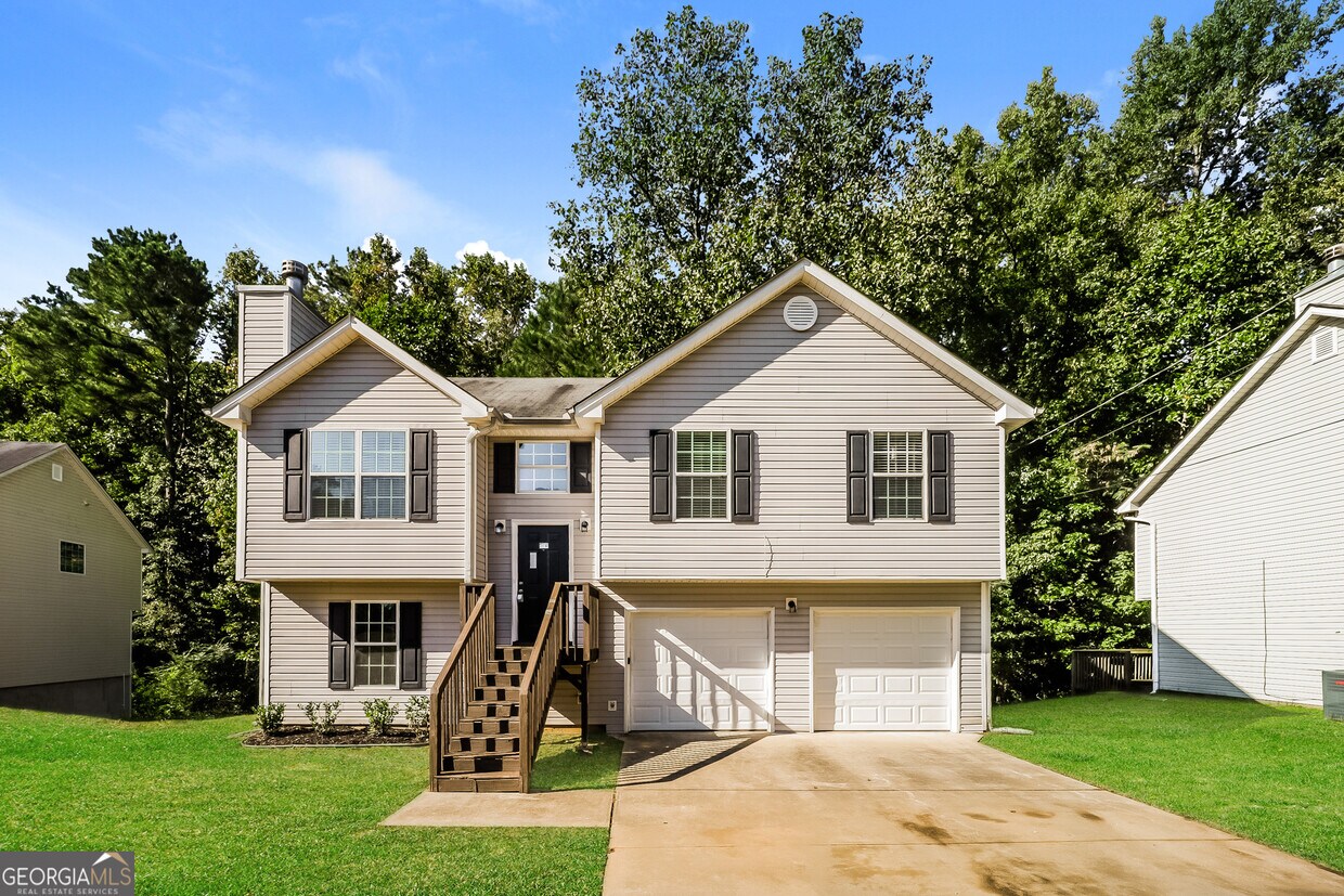 Foto principal - 4020 Melanie Woods Dr