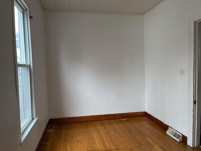 Foto del edificio - 2 Bedroom | 1 Bathroom | $1,150