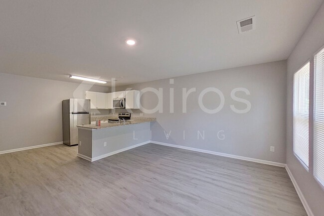 Building Photo - 302 Cedar Ridge