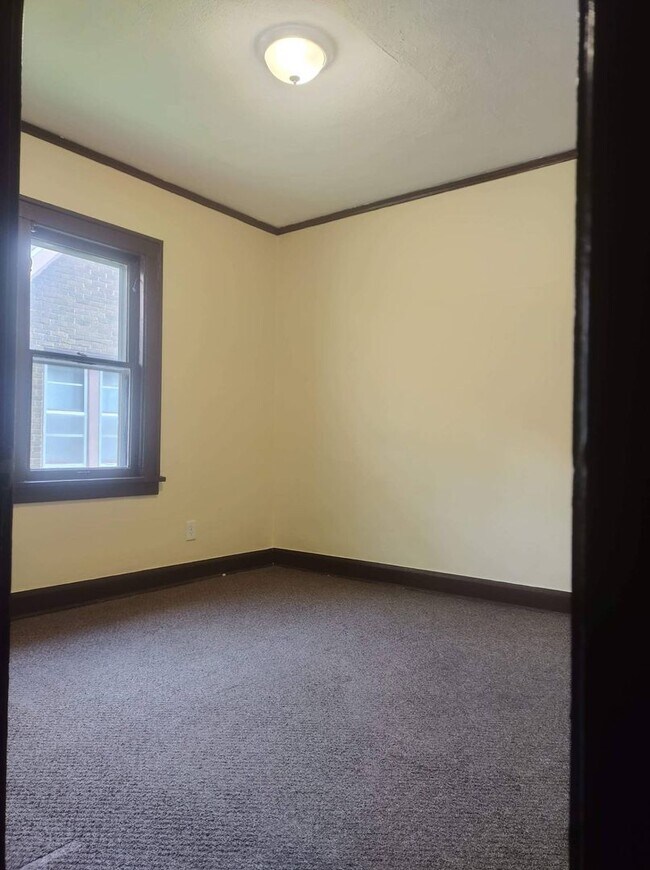 Foto del edificio - Home for Rent Northwest Rockford