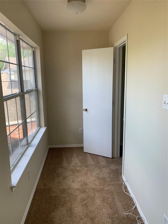 Building Photo - 5155 Canyon Blanco Dr