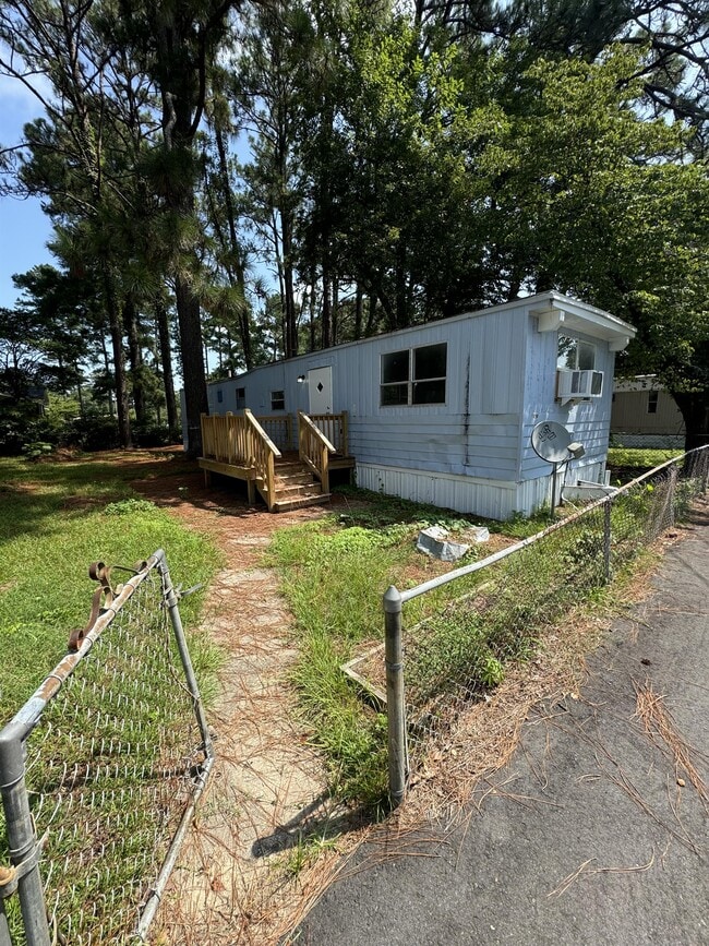 Building Photo - 1454 Delmar St