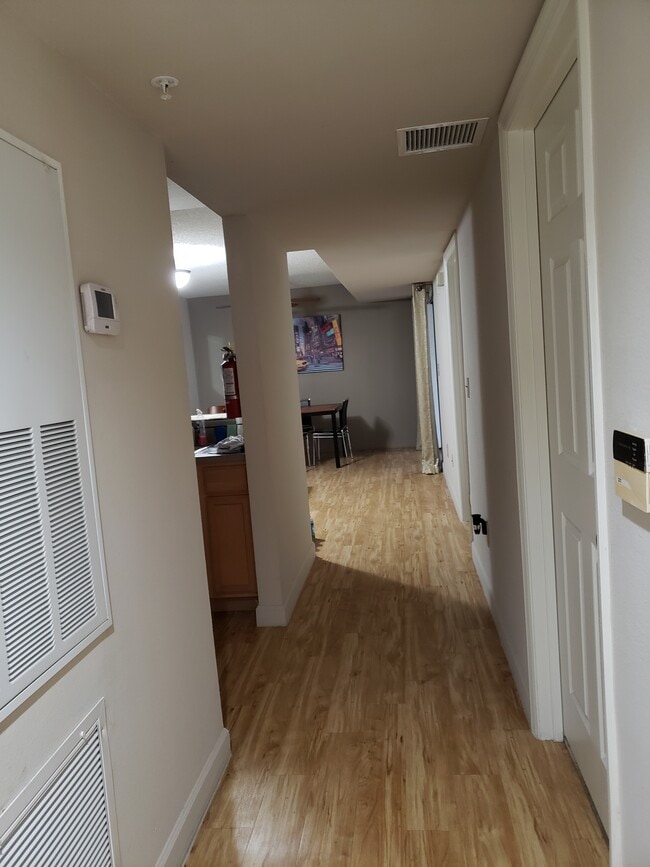 Hallway - 12251 Knights Krossing Cir