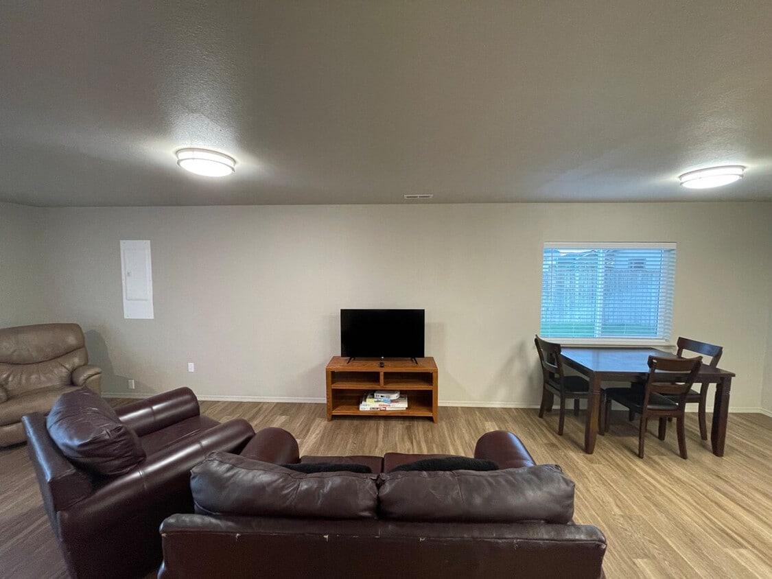 Foto principal - 601 S Kent St