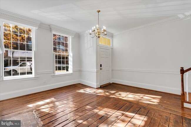 Building Photo - 215 Prince St