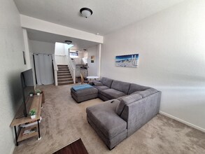 Building Photo - 2507 Lynnhaven Ln