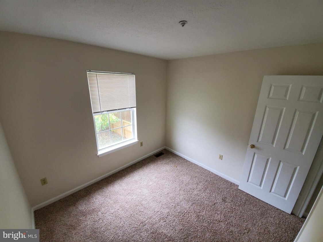 765 Medinah Cir, Westminster, MD 21158 Townhome Rentals in