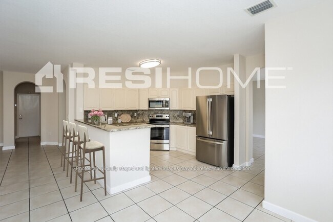 Foto del edificio - 15554 SW 41st Terrace