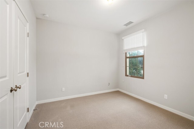 Building Photo - 342 Floral View